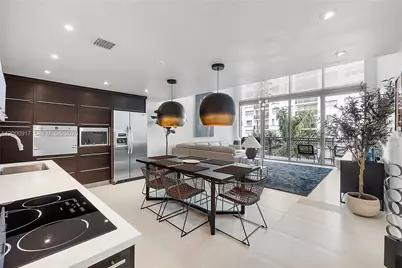 6000 Collins Ave #527, Miami Beach, FL 33140 - Photo 15