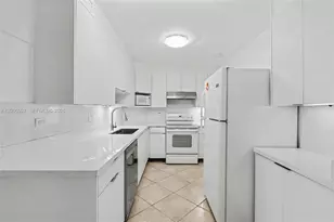 500 Bayview Dr, Sunny Isles Beach, FL 33160 - Photo 43