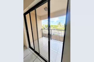 5575 W 26th Court #203, Hialeah, FL 33016 - Photo 13