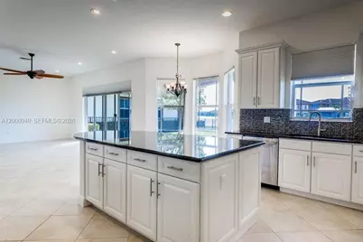 8630 Lakeside Bnd, Parkland, FL 33076 - Photo 11