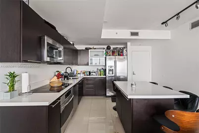 90 SW 3rd St #2908, Miami, FL 33130 - Photo 7