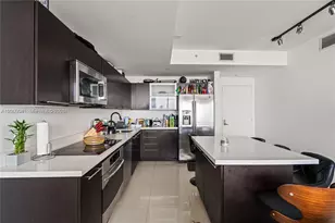 90 SW 3rd St, Miami, FL 33130 - Photo 7