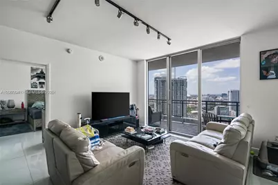 90 SW 3rd St #2908, Miami, FL 33130 - Photo 11