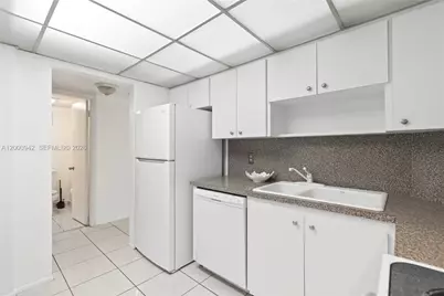 3800 N Hills Dr #206, Hollywood, FL 33021 - Photo 7