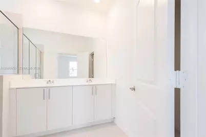 2636 SE 8th Ct, Homestead, FL 33035 - Photo 23