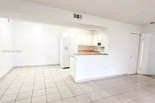 9491 S Palm Cir S, Pembroke Pines, FL 33025 - Photo 11