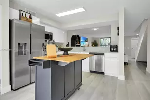 1505 NW 113th Ave, Pembroke Pines, FL 33026 - Photo 7