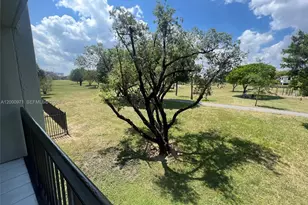 10317 NW 9th St Cir, Miami, FL 33172 - Photo 7