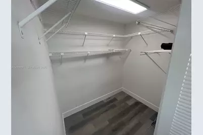 10317 NW 9th St Cir #202, Miami, FL 33172 - Photo 17