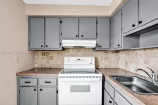 710 N Ocean Blvd, Pompano Beach, FL 33062 - Photo 15