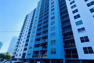 401 NE 69th St, Miami Beach, FL 33141 - Photo 17