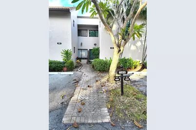 9723 N New River Canal Rd #416, Plantation, FL 33324 - Photo 31