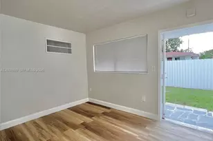 10 NW 77th St, Miami, FL 33150 - Photo 13