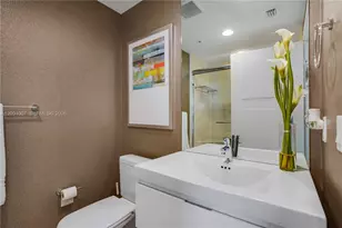 17111 Biscayne Blvd, North Miami Beach, FL 33160 - Photo 7