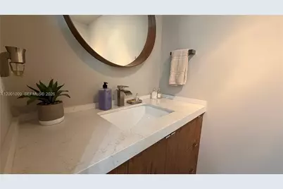 92 SW 3rd St #3607, Miami, FL 33130 - Photo 7