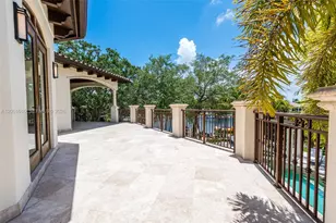 9240 SW 140th St, Miami, FL 33176 - Photo 25