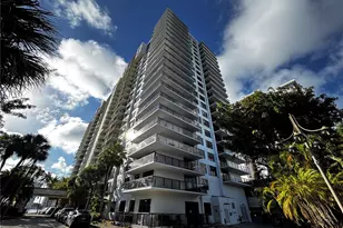 18151 NE 31st Ct, Aventura, FL 33160 - Photo 3