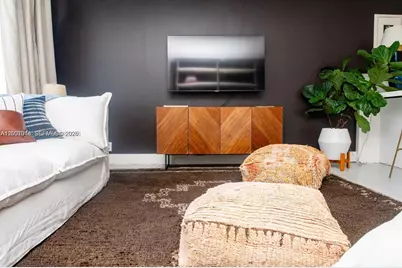 1000 West Ave #1504, Miami Beach, FL 33139 - Photo 5