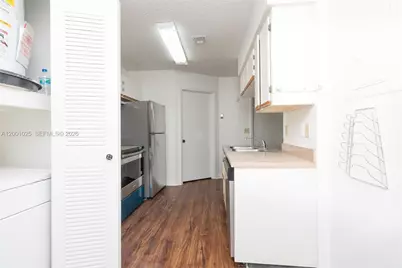 18310 NW 68th Ave #L, Hialeah, FL 33015 - Photo 3