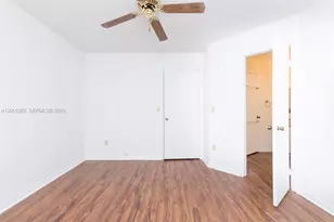 18310 NW 68th Ave, Hialeah, FL 33015 - Photo 7