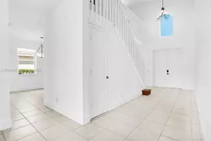 4467 Fox Glove Ln, Weston, FL 33331 - Photo 11