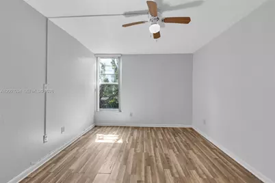 210 Fontainebleau Blvd #210, Miami, FL 33172 - Photo 25