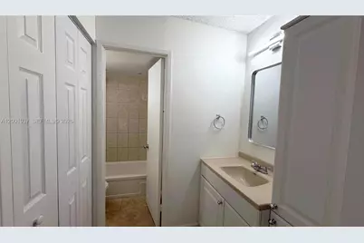 2750 NE 183rd St #106, Aventura, FL 33160 - Photo 5