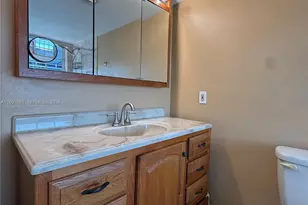 6980 NW 173rd Dr, Hialeah, FL 33015 - Photo 29