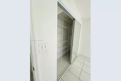 724 NE 4th St #9, Hallandale Beach, FL 33009 - Photo 3