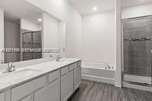 209 SE 26th Terrace, Cape Coral, FL 33904 - Photo 11