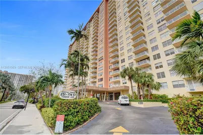 251 174th #1607, Sunny Isles Beach, FL 33160 - Photo 3