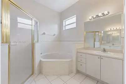 690 SE 30th Dr, Homestead, FL 33033 - Photo 13
