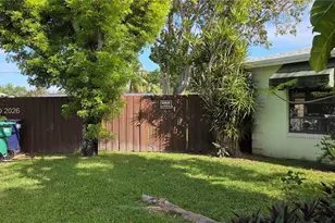 19851 SW 103rd Ct, Cutler Bay, FL 33157 - Photo 3