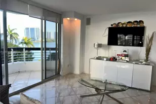 3600 Mystic Pointe Dr, Aventura, FL 33180 - Photo 7