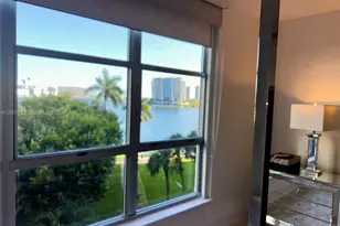 3600 Mystic Pointe Dr, Aventura, FL 33180 - Photo 23
