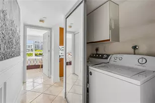 3600 Mystic Pointe Dr, Aventura, FL 33180 - Photo 29