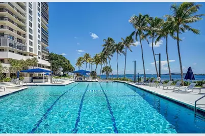 2333 Brickell Ave #1803, Miami, FL 33129 - Photo 7