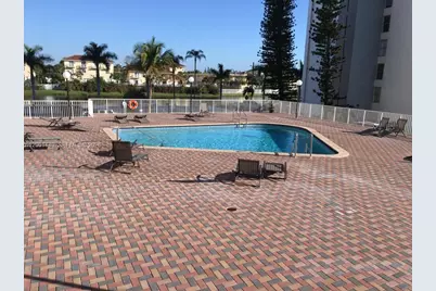 2025 NE 164th St #205, North Miami Beach, FL 33162 - Photo 9