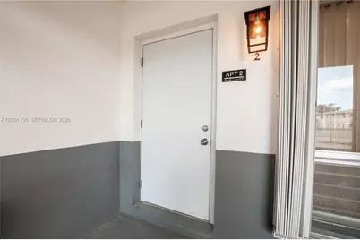 300 S Luna Ct #2, Hollywood, FL 33021 - Photo 27