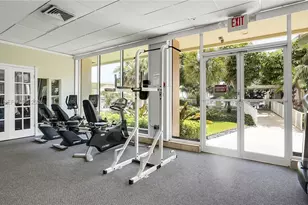 300 Bayview Dr, Sunny Isles Beach, FL 33160 - Photo 29