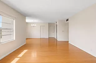 300 Bayview Dr, Sunny Isles Beach, FL 33160 - Photo 5