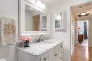 300 Bayview Dr, Sunny Isles Beach, FL 33160 - Photo 17