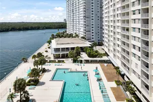 300 Bayview Dr, Sunny Isles Beach, FL 33160 - Photo 37