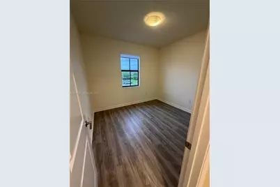 11104 W 33rd Way #0, Hialeah, FL 33018 - Photo 13