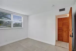 3051 NW 46th Ave, Lauderdale Lakes, FL 33313 - Photo 19