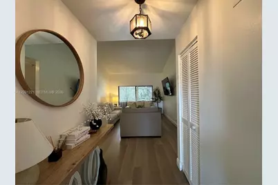 7003 NW 40th Pl, Coral Springs, FL 33065 - Photo 3