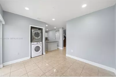 902 SW 8th Pl #0, Florida City, FL 33034 - Photo 11