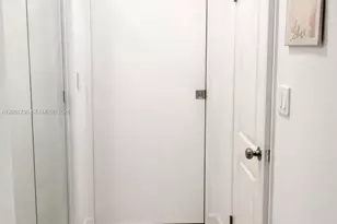 1351 NE Miami Gardens Dr, Miami, FL 33179 - Photo 15