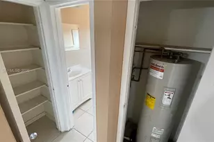 13700 NE 6th Ave, North Miami, FL 33161 - Photo 17