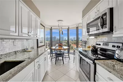 3600 Yacht Club Dr #904, Aventura, FL 33180 - Photo 5